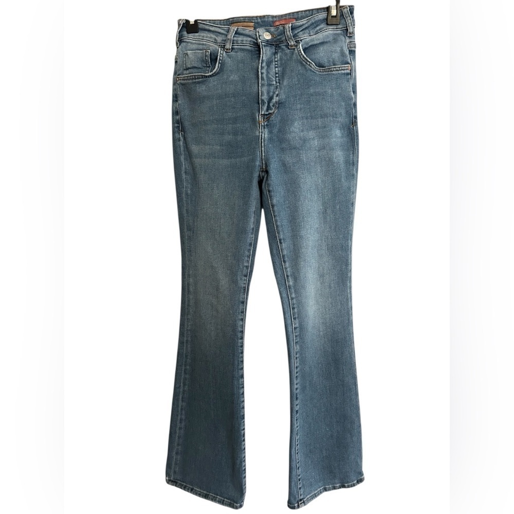 Anthropologie Pilcro High Rise Flare Jeans Medium Wash Size 28